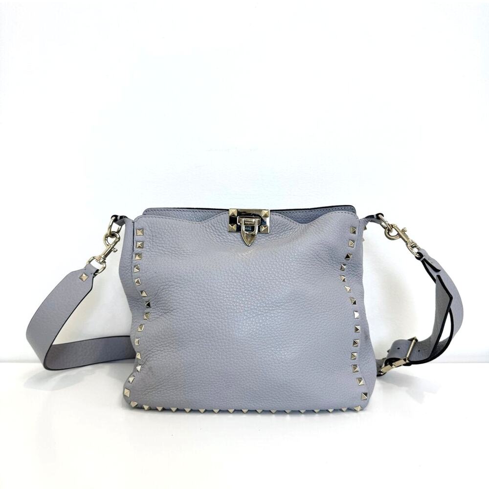VALENTINO Flip-Lock Gray Pebbled Leather Rockstud Crossbody Gold Stud Hobo Bag